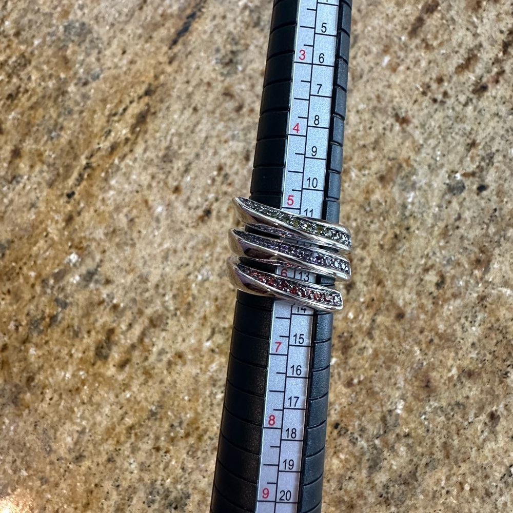 Three Different Colored Rhinestone Ring - image 5